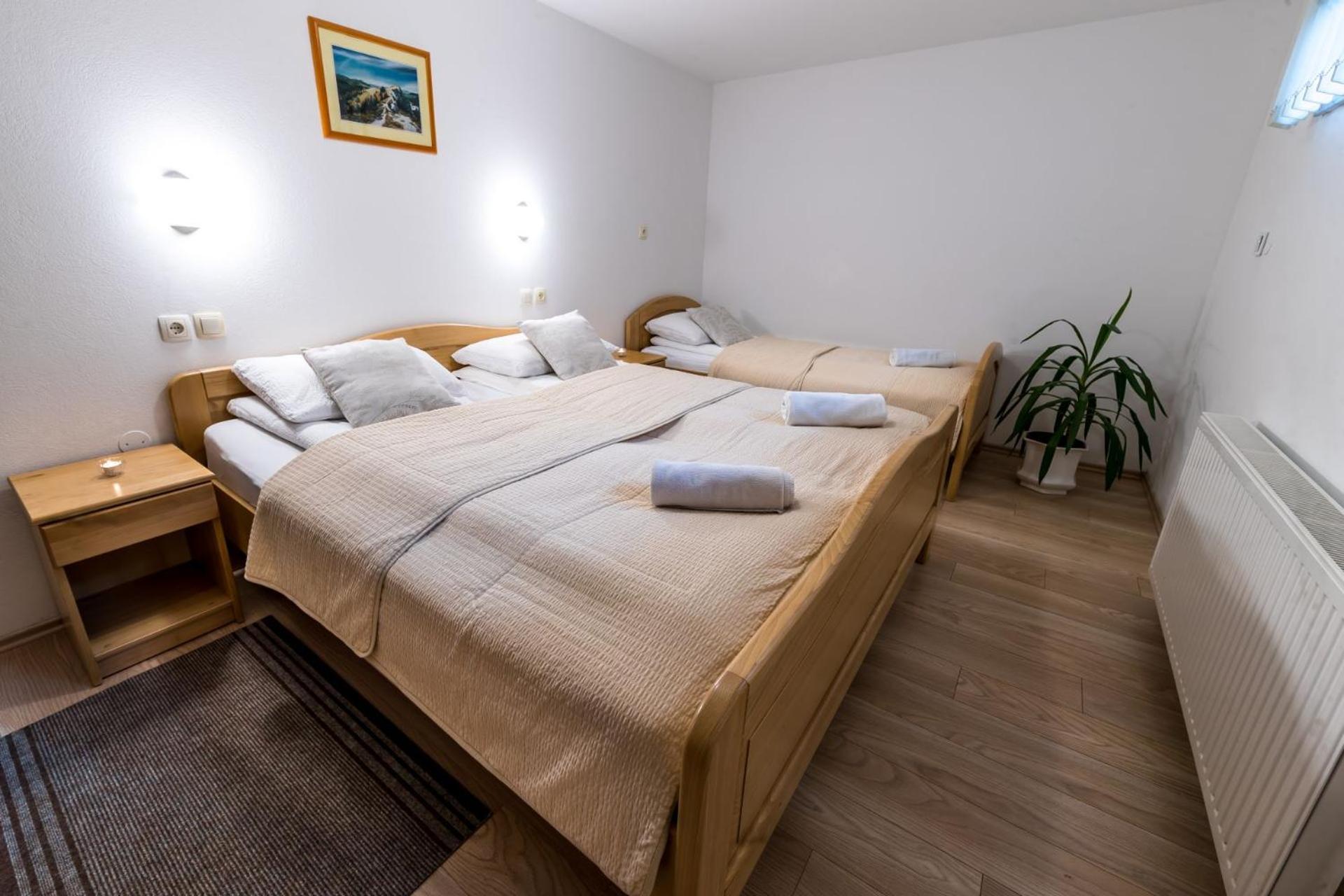 Zimzeleni Apartments 즈코르녜즈레쎄 외부 사진
