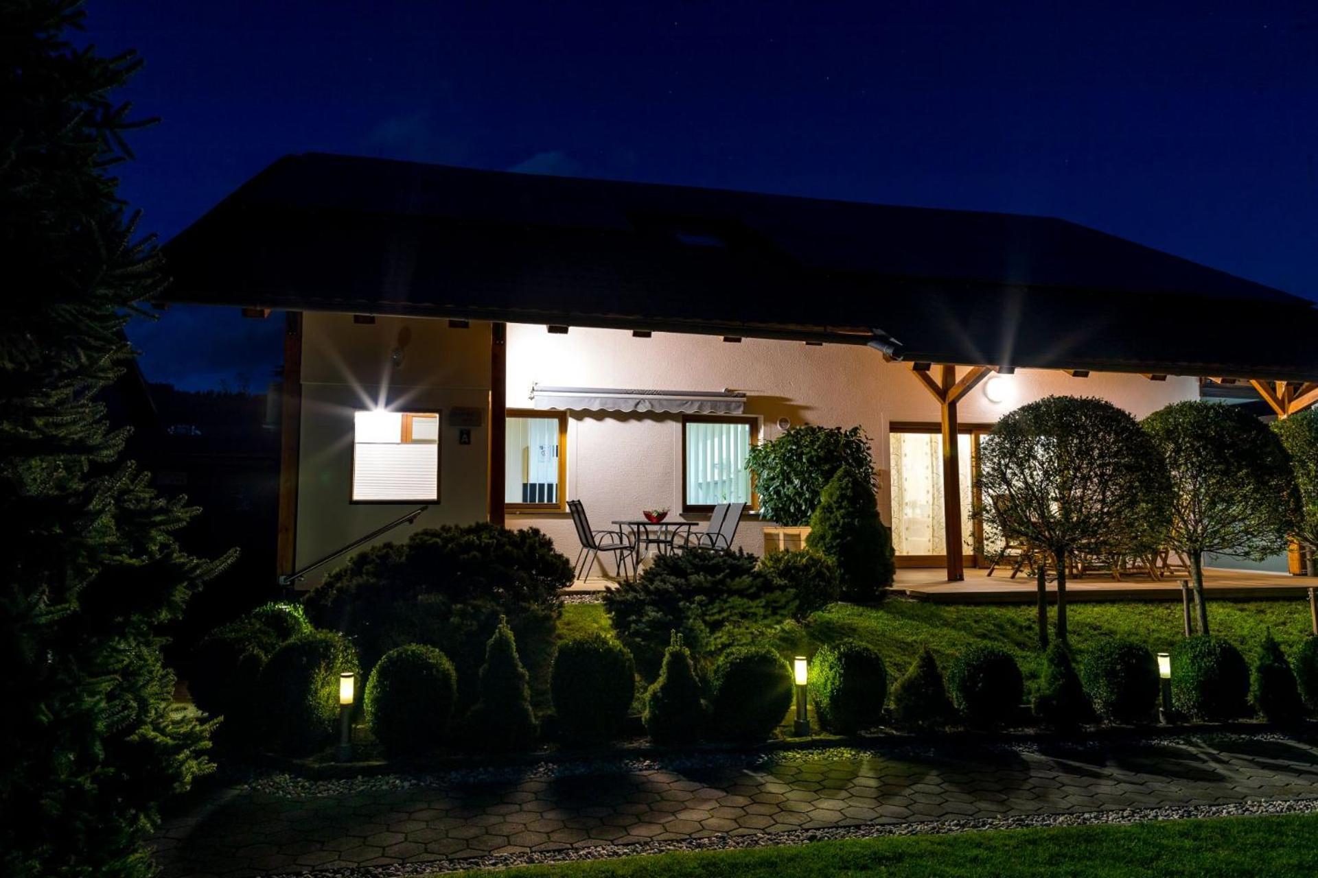 Zimzeleni Apartments 즈코르녜즈레쎄 외부 사진